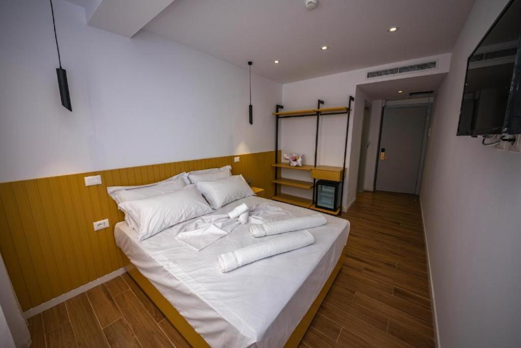 Hesperus Hotel 奥里库姆 外观 照片