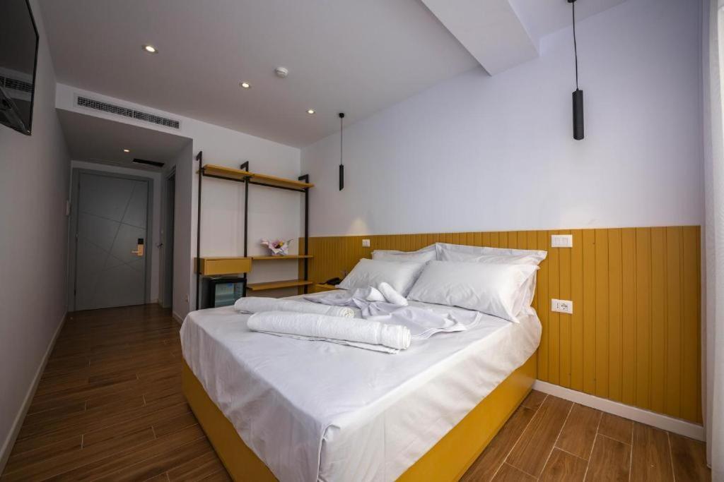 Hesperus Hotel 奥里库姆 外观 照片